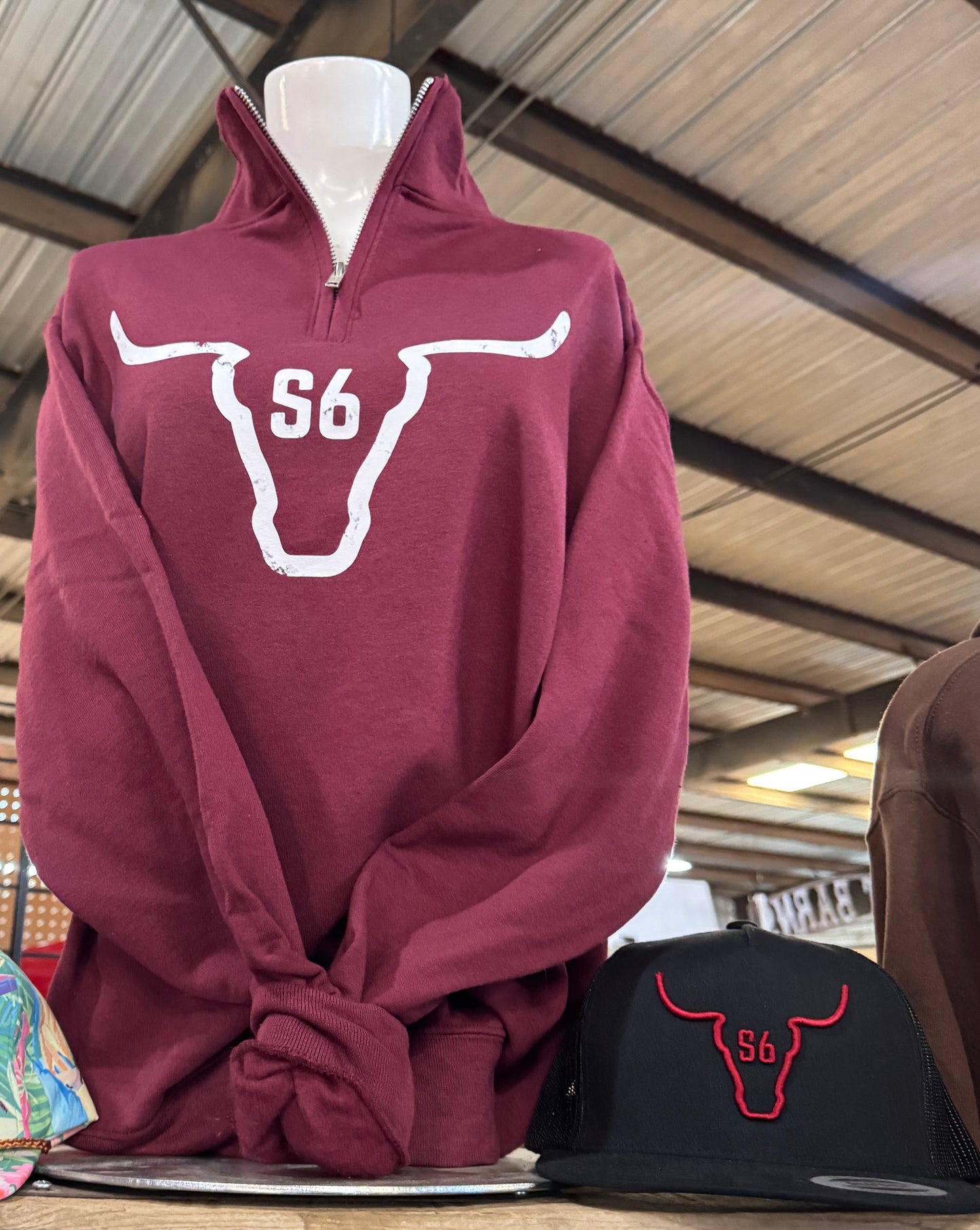 1/4 Zip Sweatshirt Snappy6 Maroon Graphic Sweatshirt