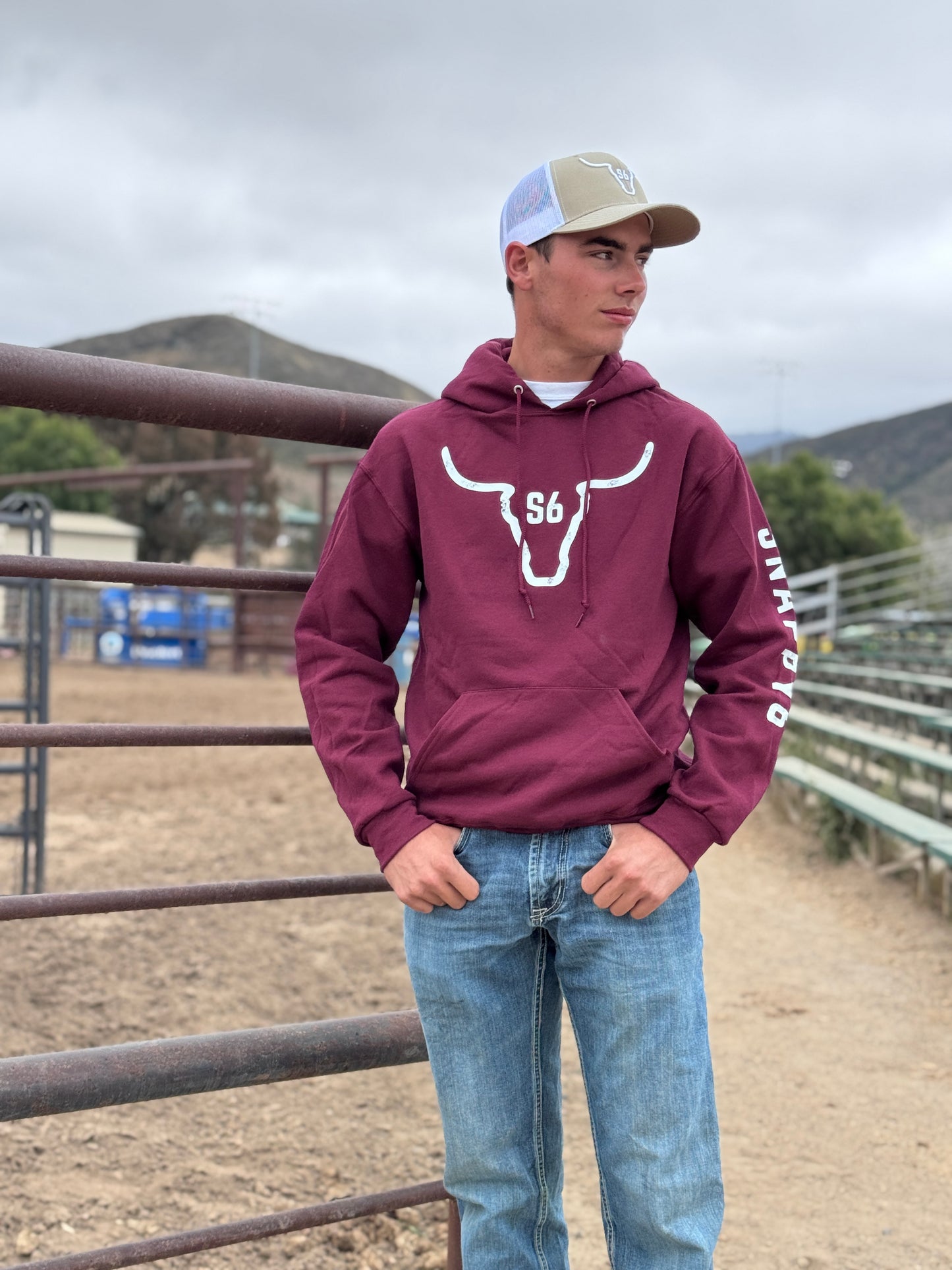 Snappy6 Maroon Hoodie with Pocket and Sleeve Design