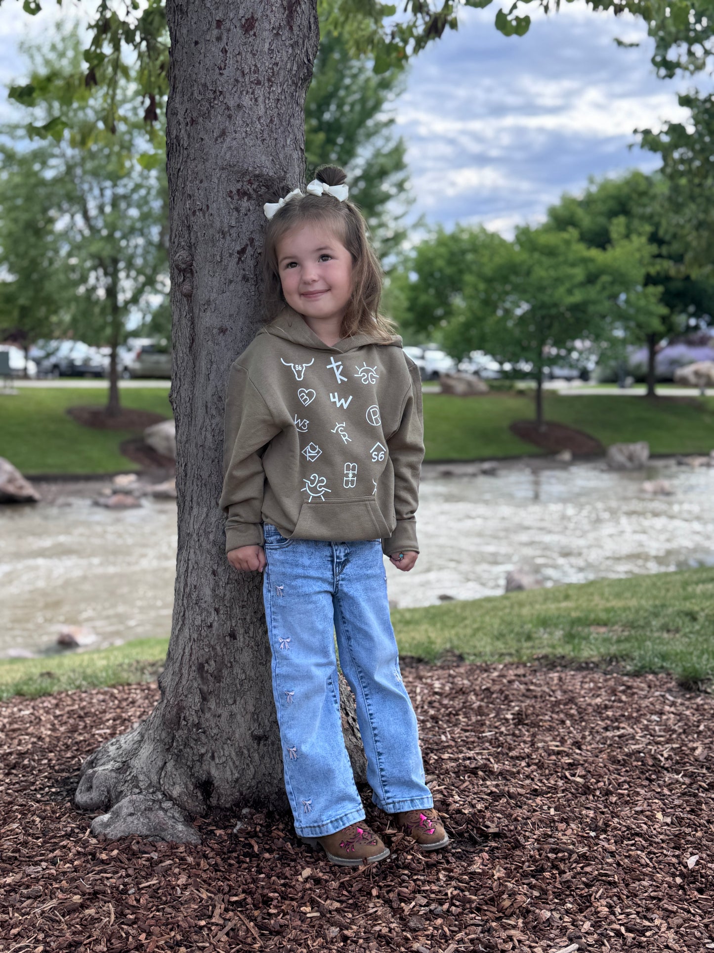 Kids Snappy6 Hoodie Sage Green with White Ranch Brands